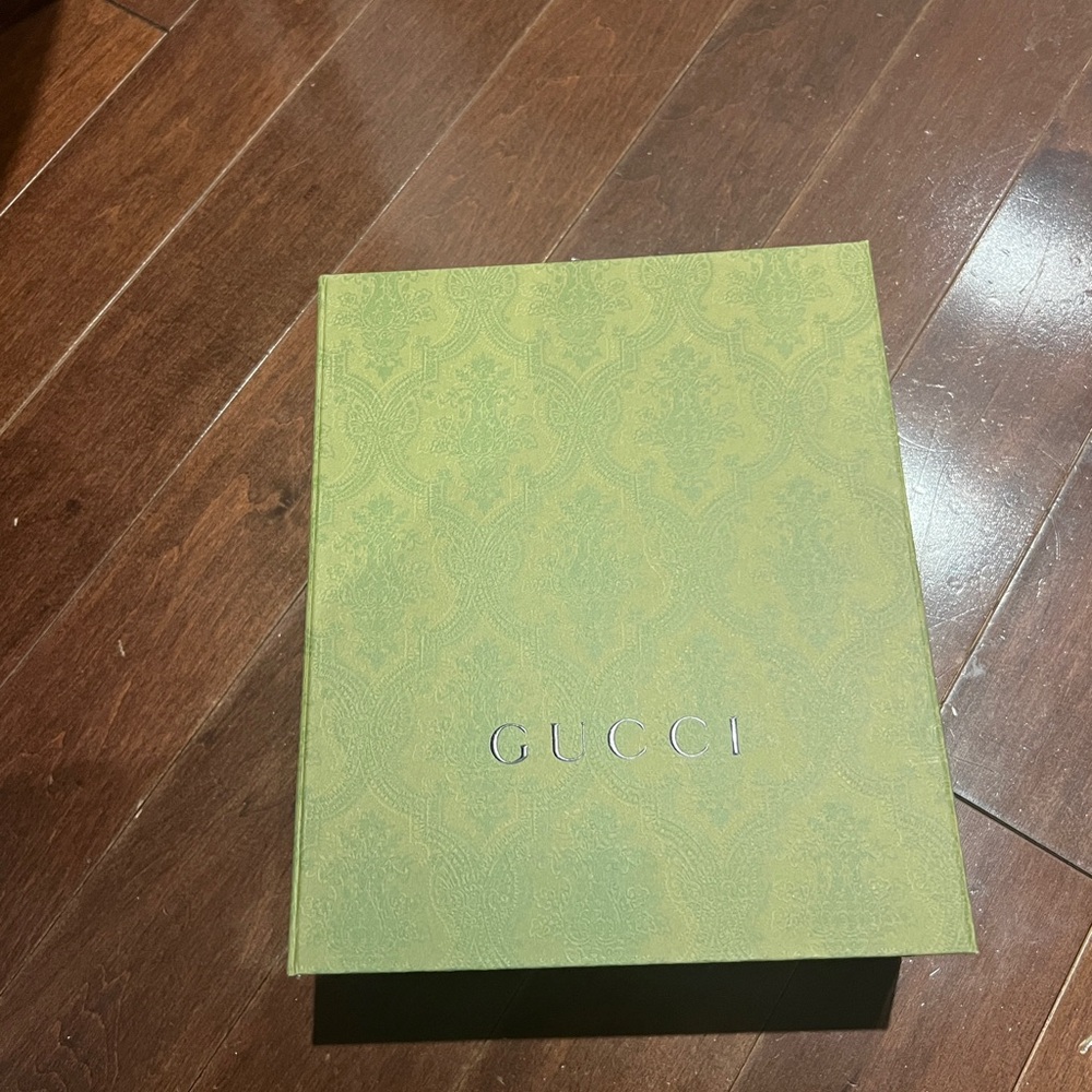 Big Gucci box
